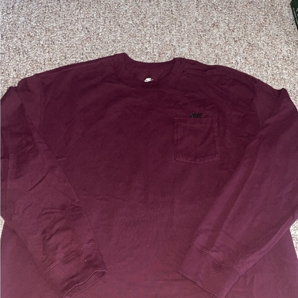 Nike Men's Burgundy Long Sleeve Tee